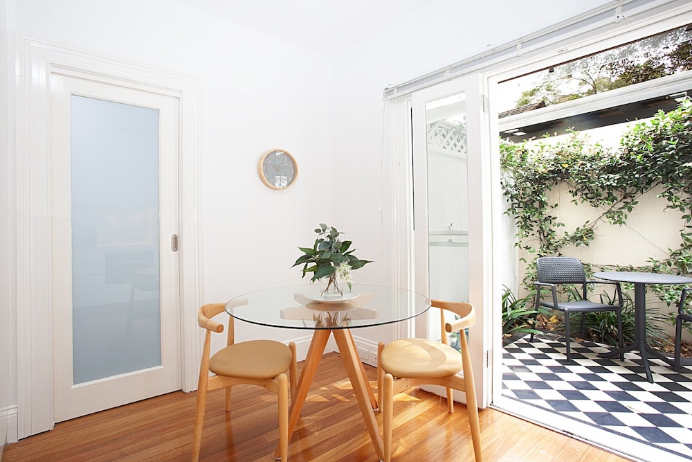 Leafy and Tranquil Inner West Studio Apartment