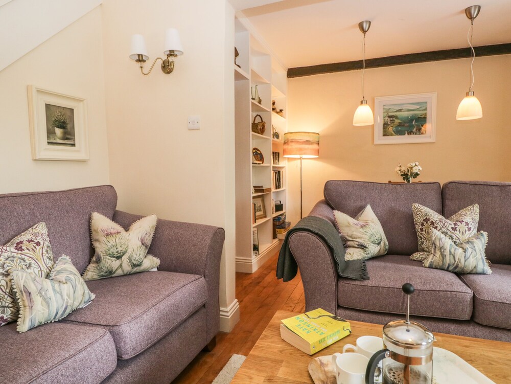 Mulberry Cottage
