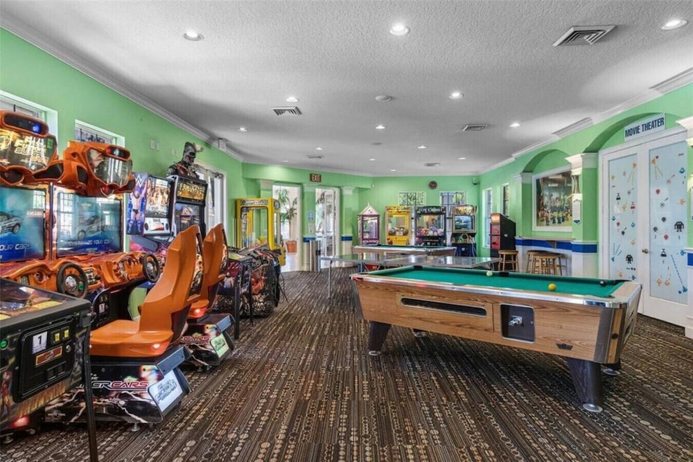Amazing 3bdr House w Pool