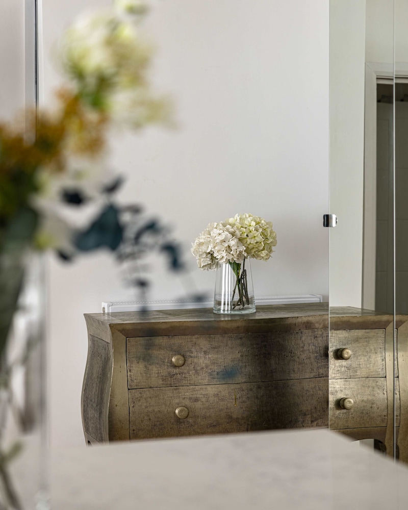 The Kensington Retreat