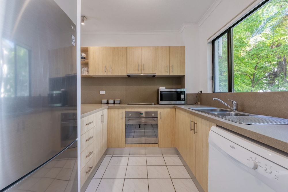 Tropical Reef Apartments Port Douglas