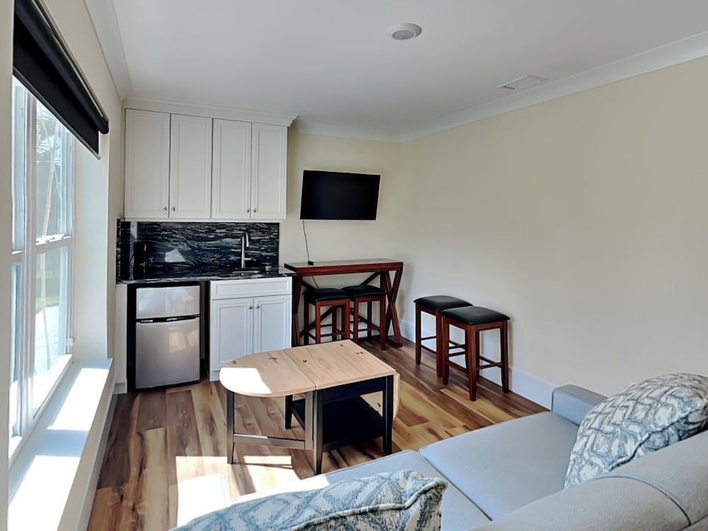 Atlantic Beach House by Distinctive Beach Rentals