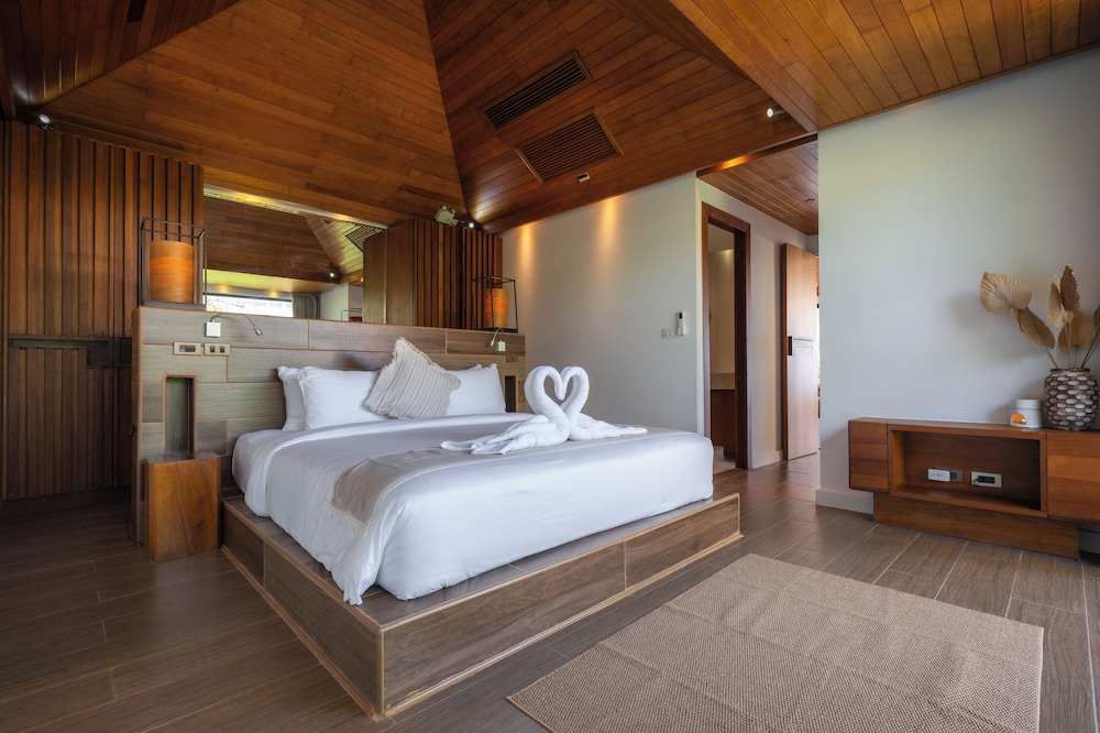 Zaya Beach Club & Resort
