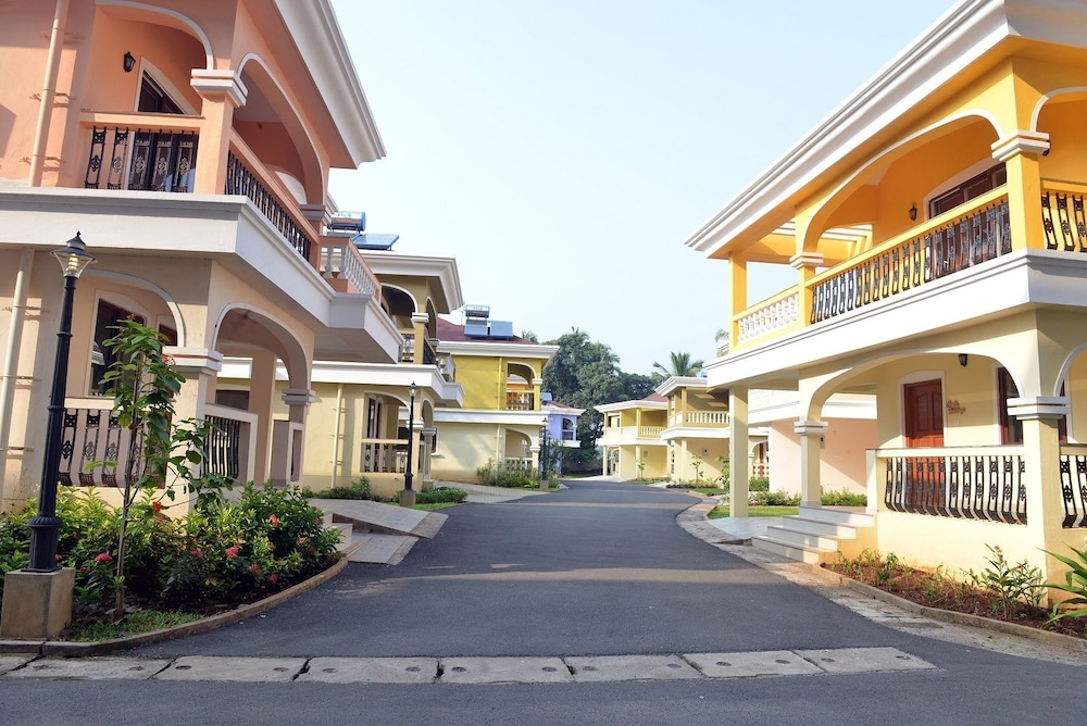 TripThrill Costa Villa