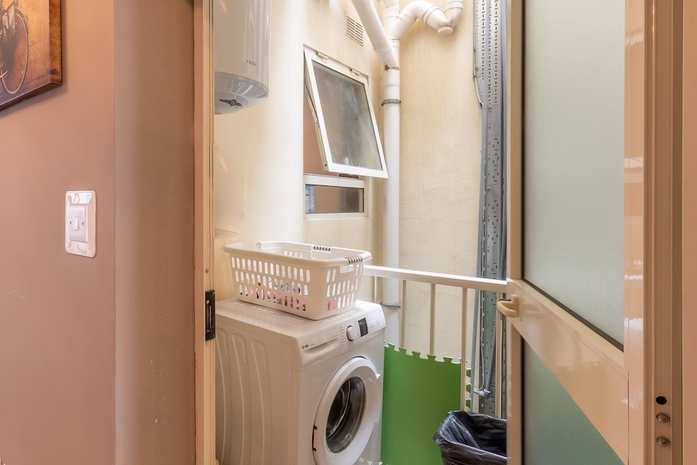 Modern Penthouse Savoy Garden in Gzira