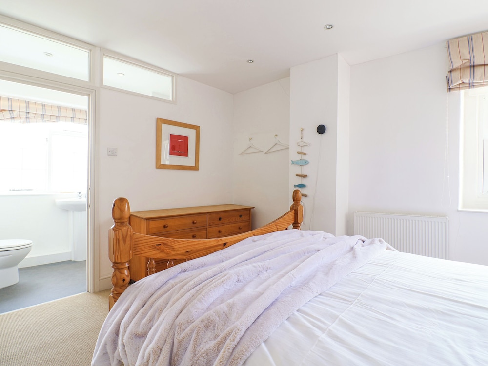 Charmouth Lodge