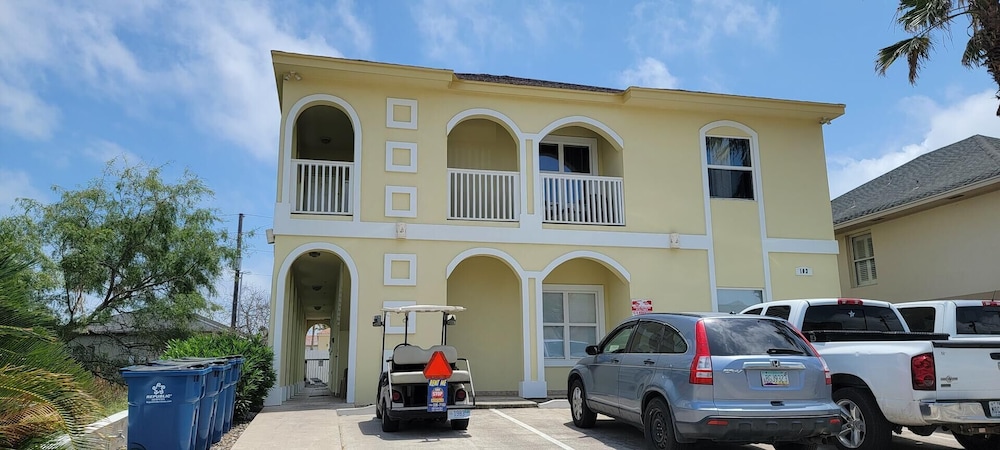 Hotel #D Island Morning Sun - Image 1