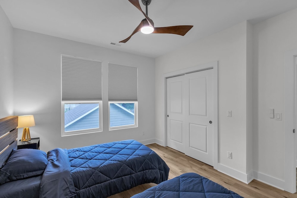 Brand-new 4br Unique Design Near Downtown Indy 4 Bedroom Home