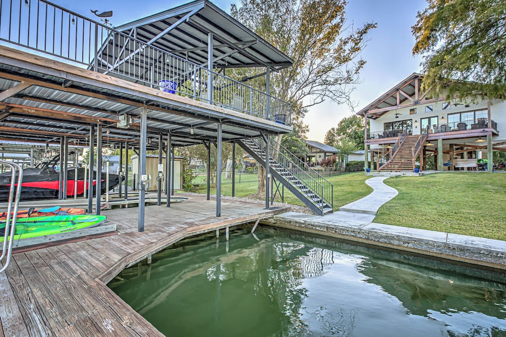 Immaculate Waterfront Home for 16 w/ Private Dock!