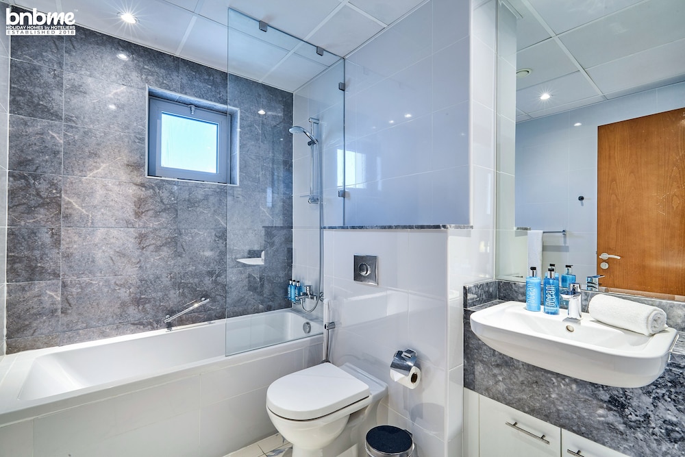 2B-Amna Tower-3504 by bnbme homes