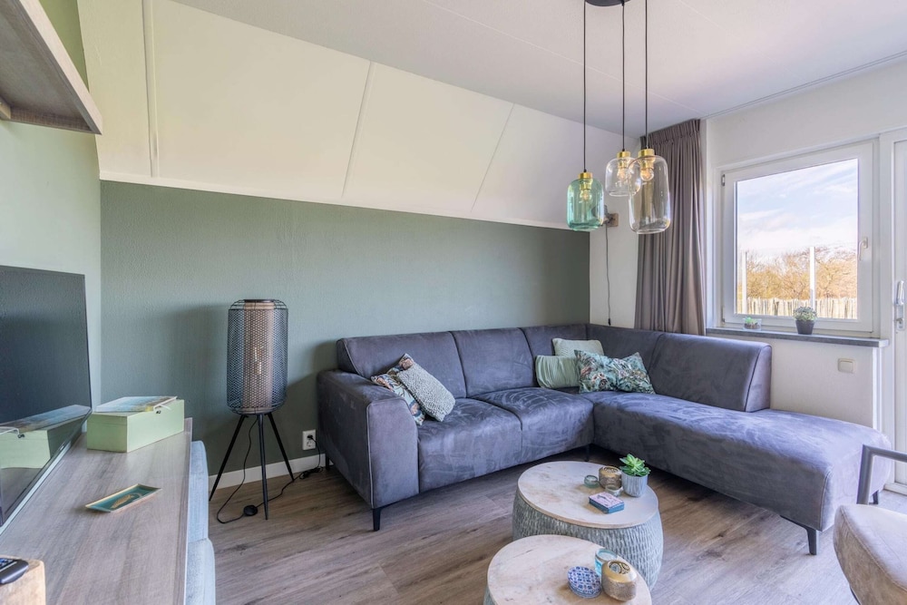 Tastefully and Modernly Furnished Holiday Home for 6 Persons