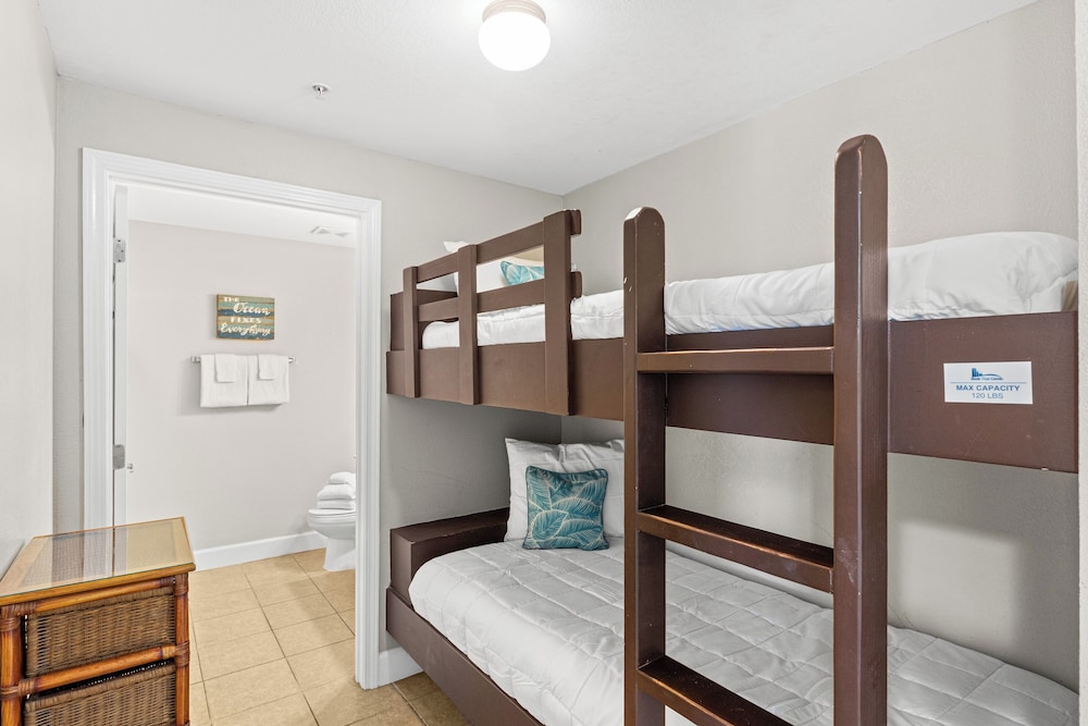 Tidewater by Book That Condo