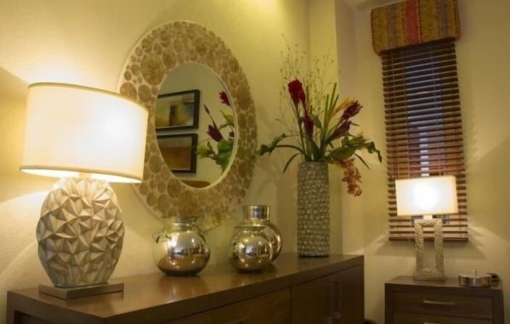 ROMANTIC ZONE V177 STUDIO