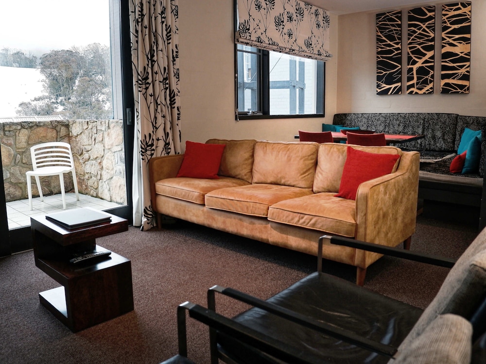 Squatter's Run Apartments