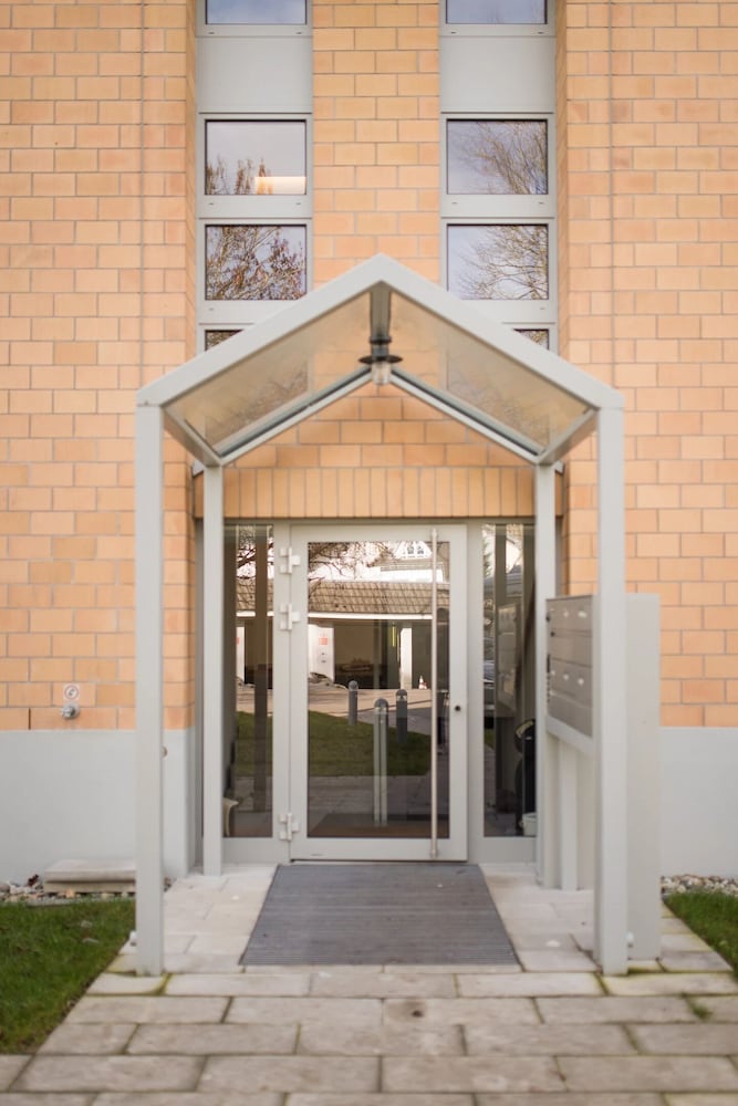 VK - Zürich Airport - Luxury - Homestay