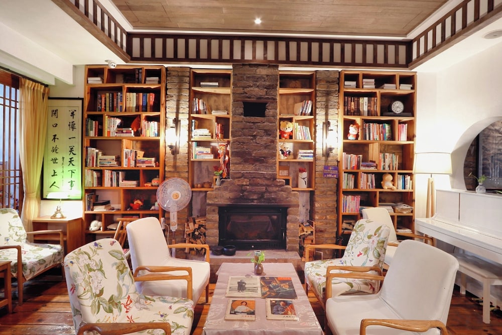 Mild Spring Boutique Hotel