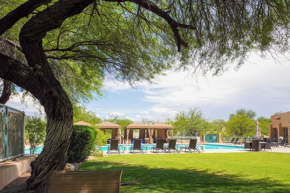 Amazing Desert Views! Tucson Casita on Golf Course