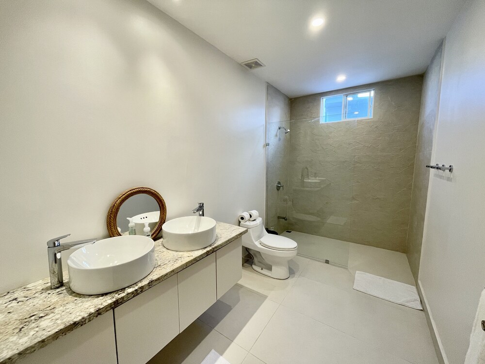 Ocean View Beach House with Pool - Hermosa Palms 44