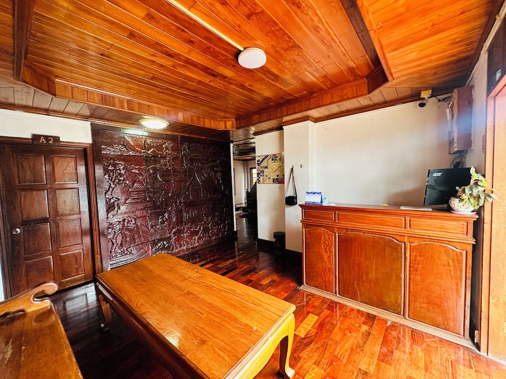 Silikhane Guest House
