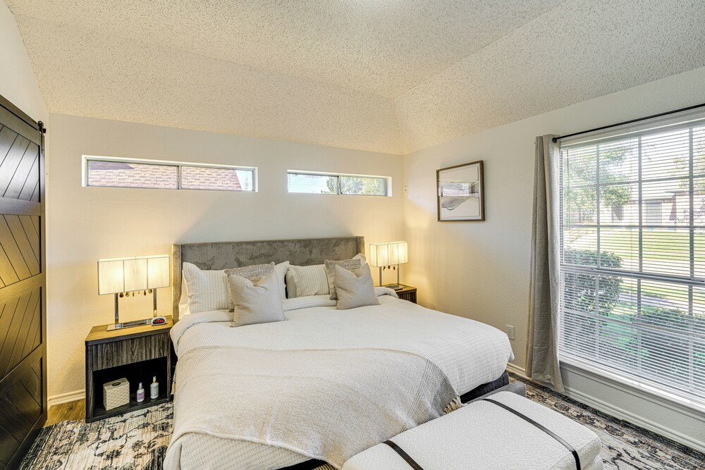 1/2 Mi to Frisco Commons! Family Getaway w/ Patio