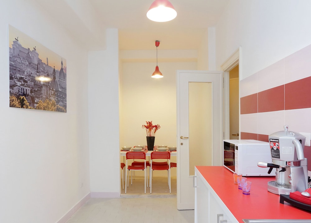 Lucky Domus Vatican apartment