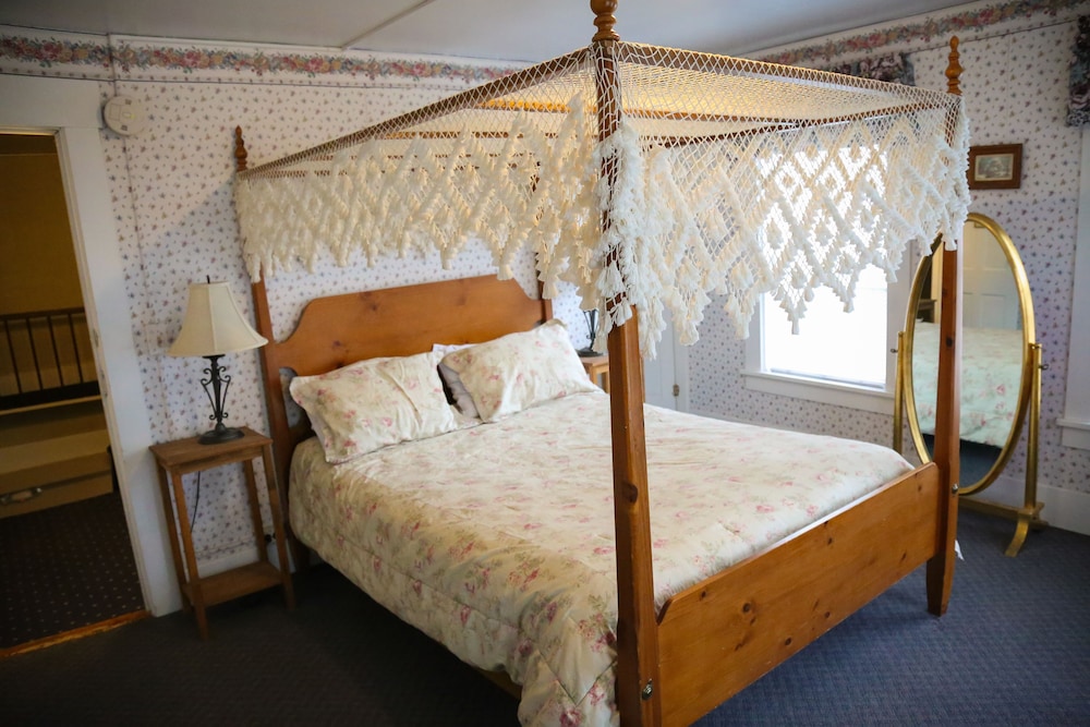 Plymouth Vacations - Salt Ash Inn - Property Image 133