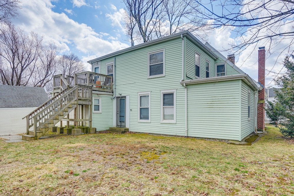 Weymouth Apartment: Close to Beaches & Boston!