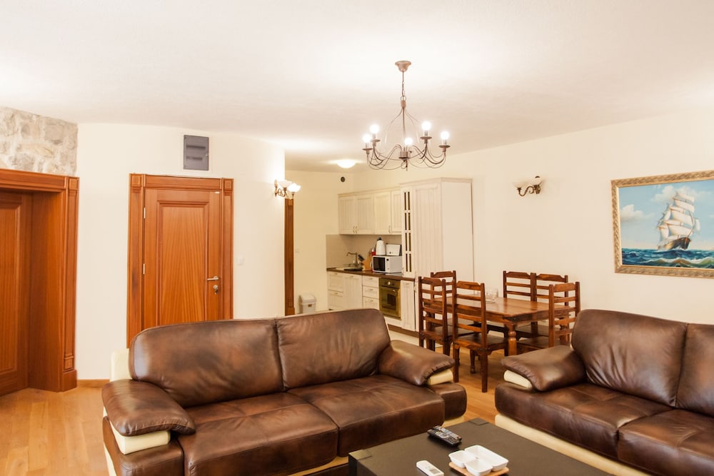 Pietra Mare Apartments