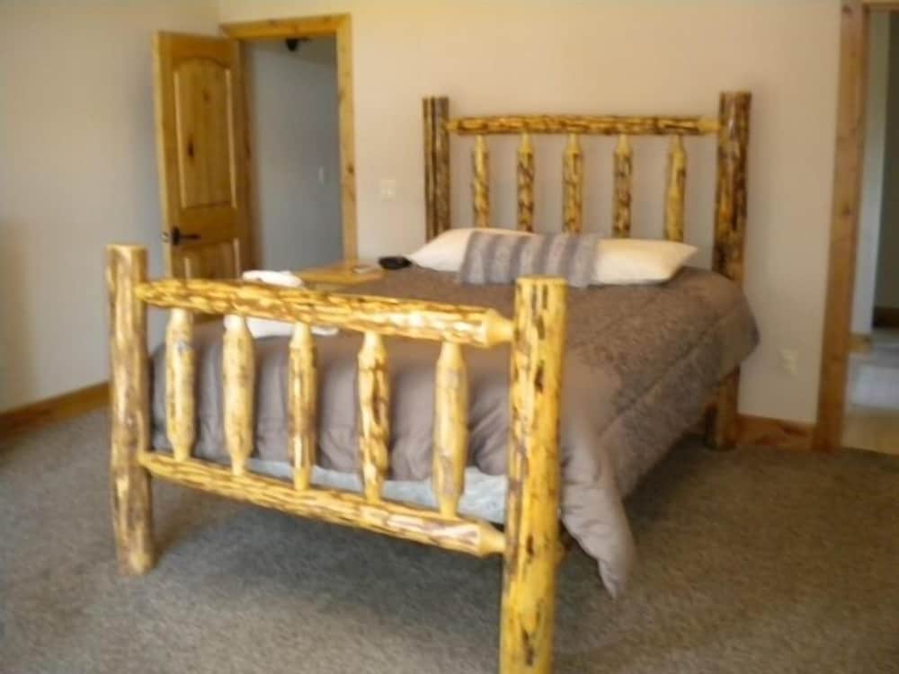 Lake Tahoe Vacations - 1637 Black Bart Court - Property Image 16