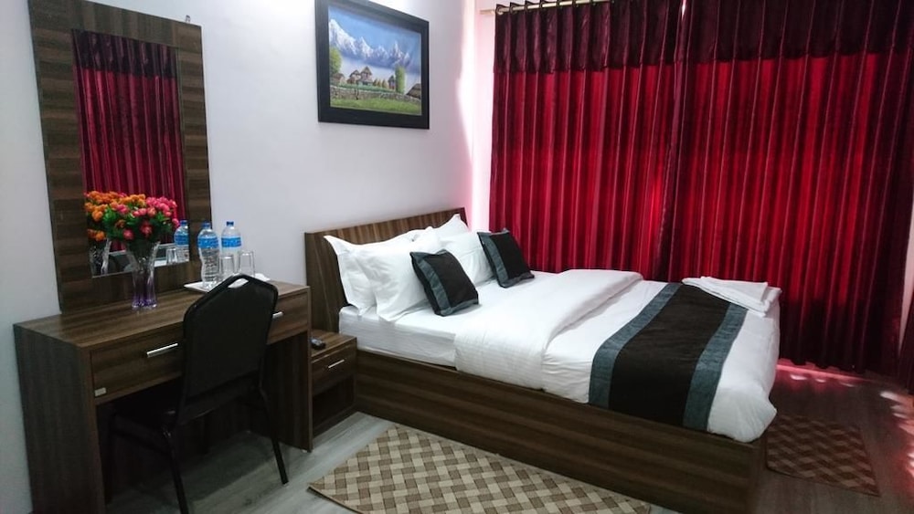Three Boys Apartment and Guest House view 3