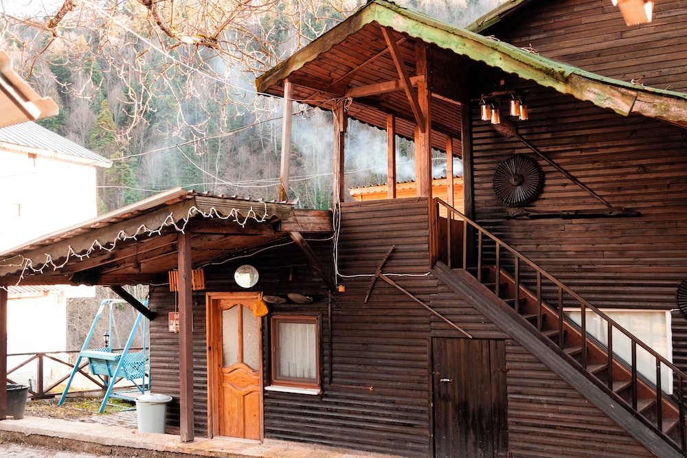 Abant Barış Pension