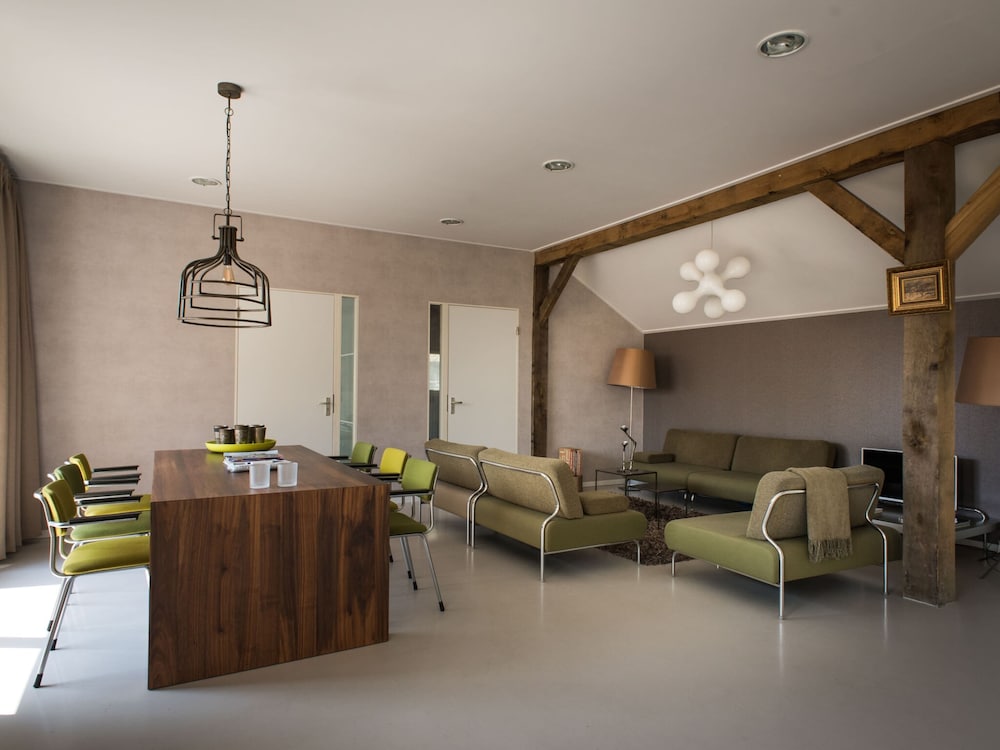 Serene Holiday Home in Haaksbergen With Hottub view 5