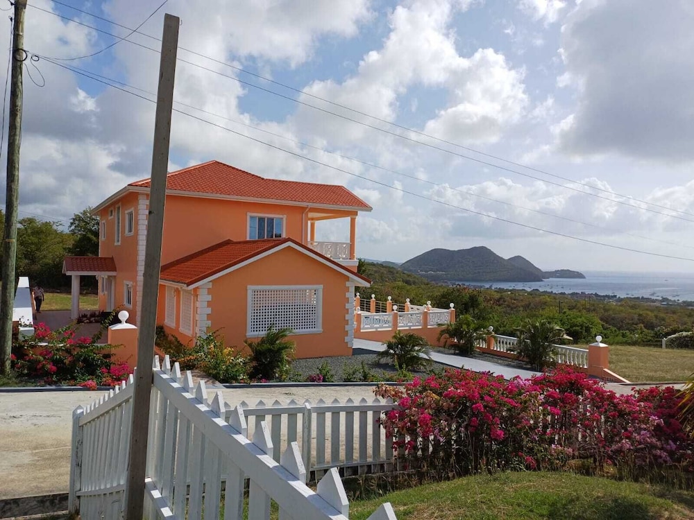 Belle View Royal Villa
