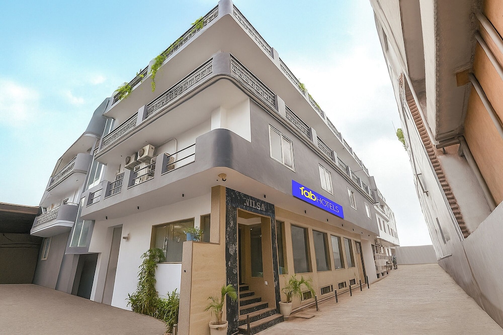 Fabhotel The Nilsa