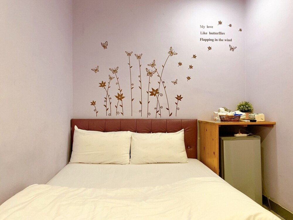 Feng Chia Easy Home