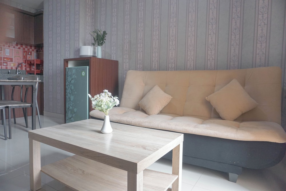Homey And Best Deal 2Br Transpark Cibubur Apartment