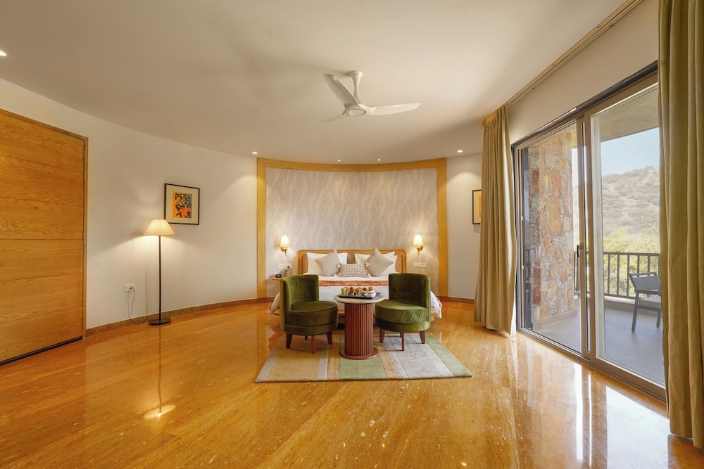 Tree of Life Amara Resorts & Spa Udaipur