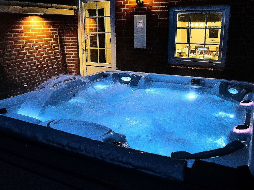 8 Person Holiday Home in Blavand view 3