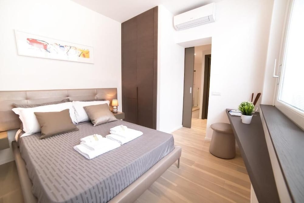 Grand Master Suites