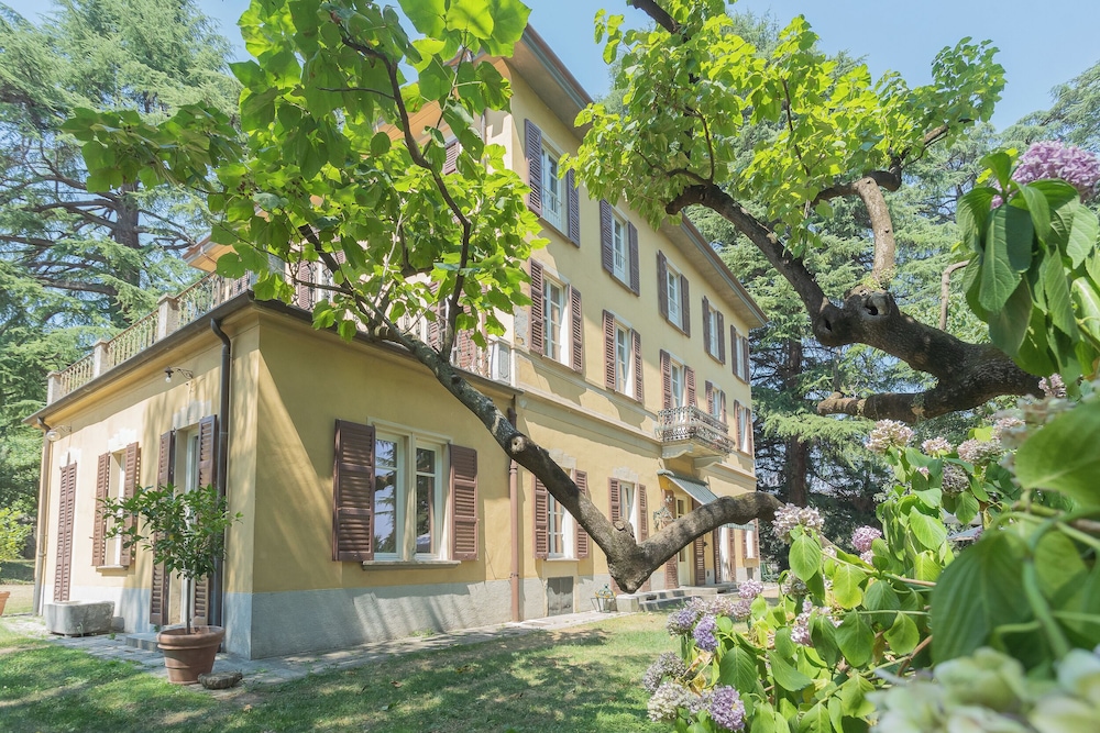 Villa Ca' Moneta Albavilla by Rent all Como