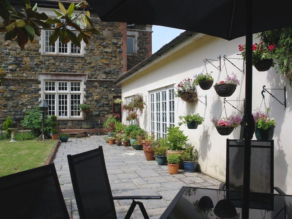 Alston Hall