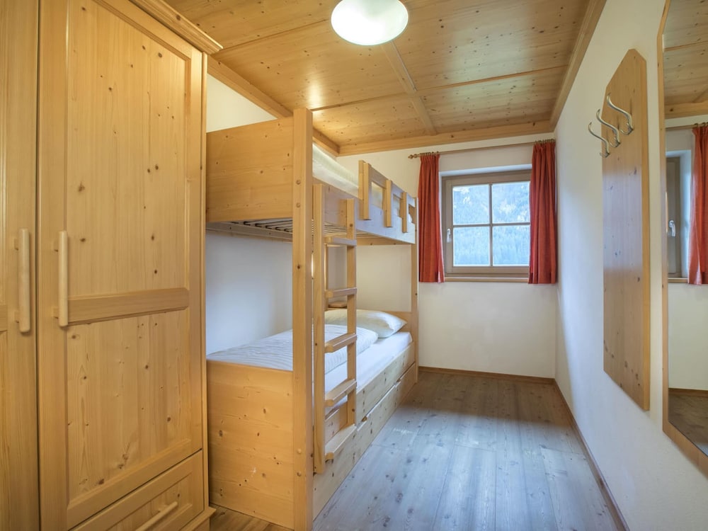 Restful Chalet in Wald-Königsleiten near Ski Bus