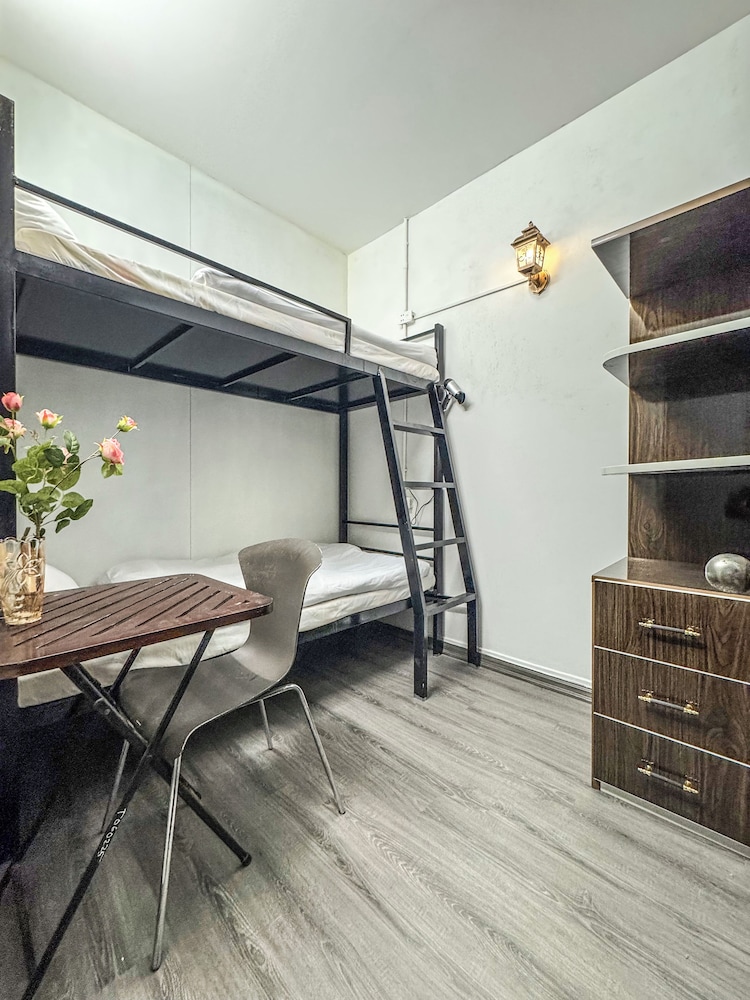 HC Luxury Apartment