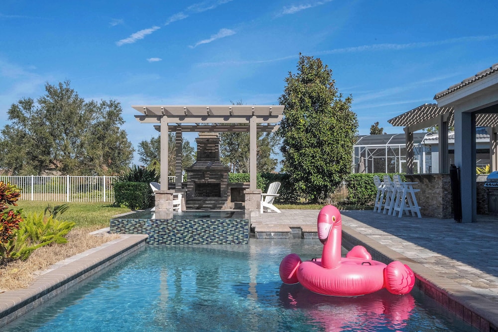Luxurious 4Bd Villa Private Pool @ Champions Gate Resort 9021