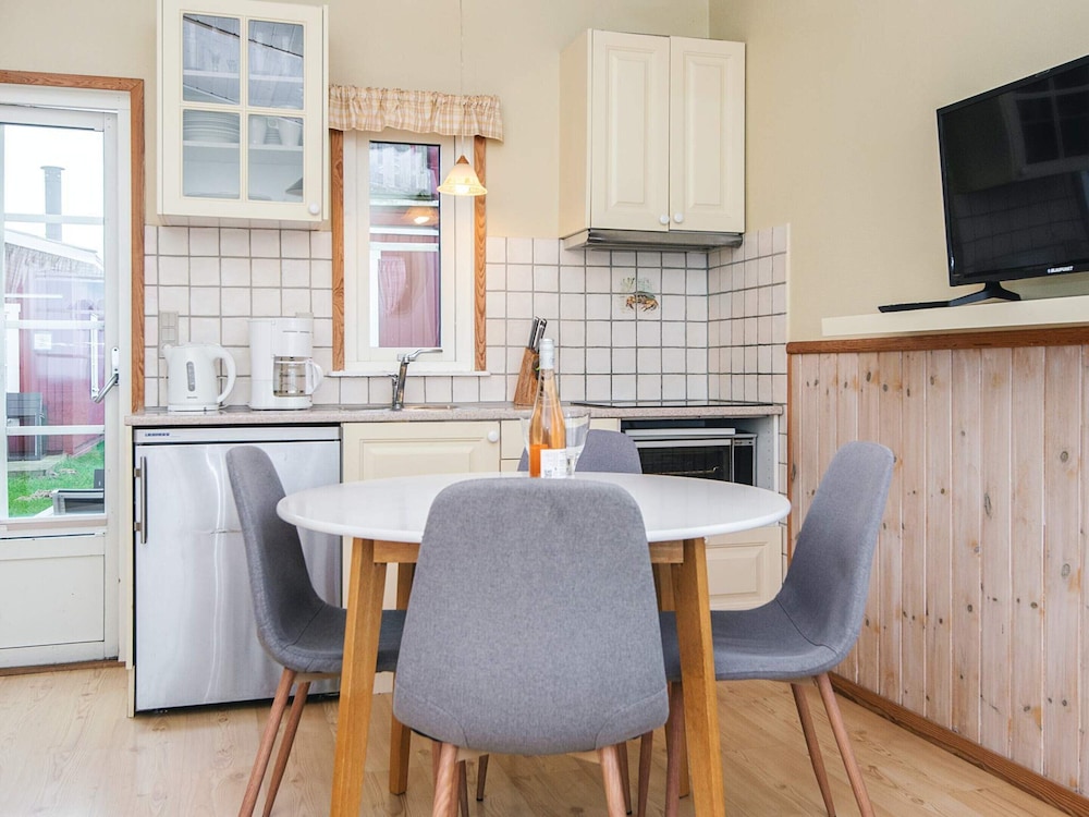 6 Person Holiday Park Home in Romo