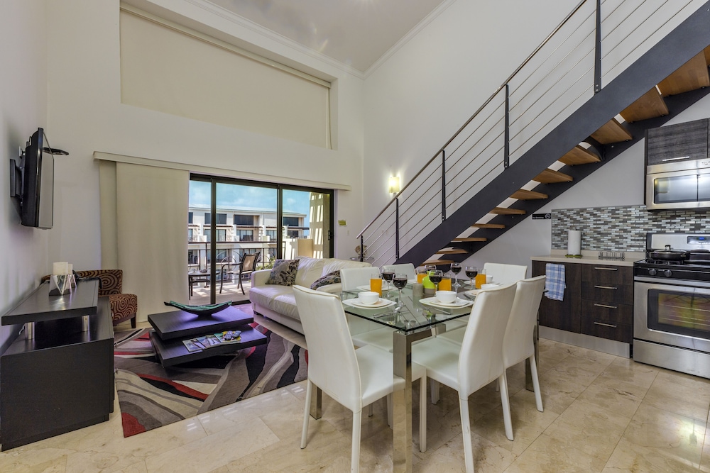Palm Aruba Condos
