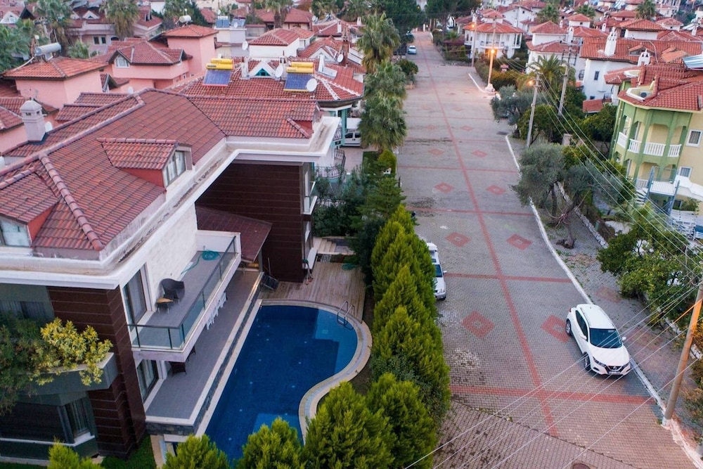 Jotun Villa Icmeler view 5