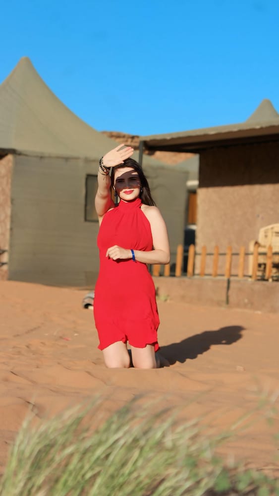 Room-wadi RUM Guide, Camp & Tour
