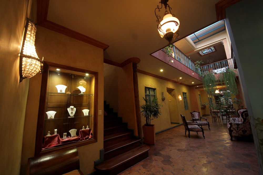 Hotel Inés María