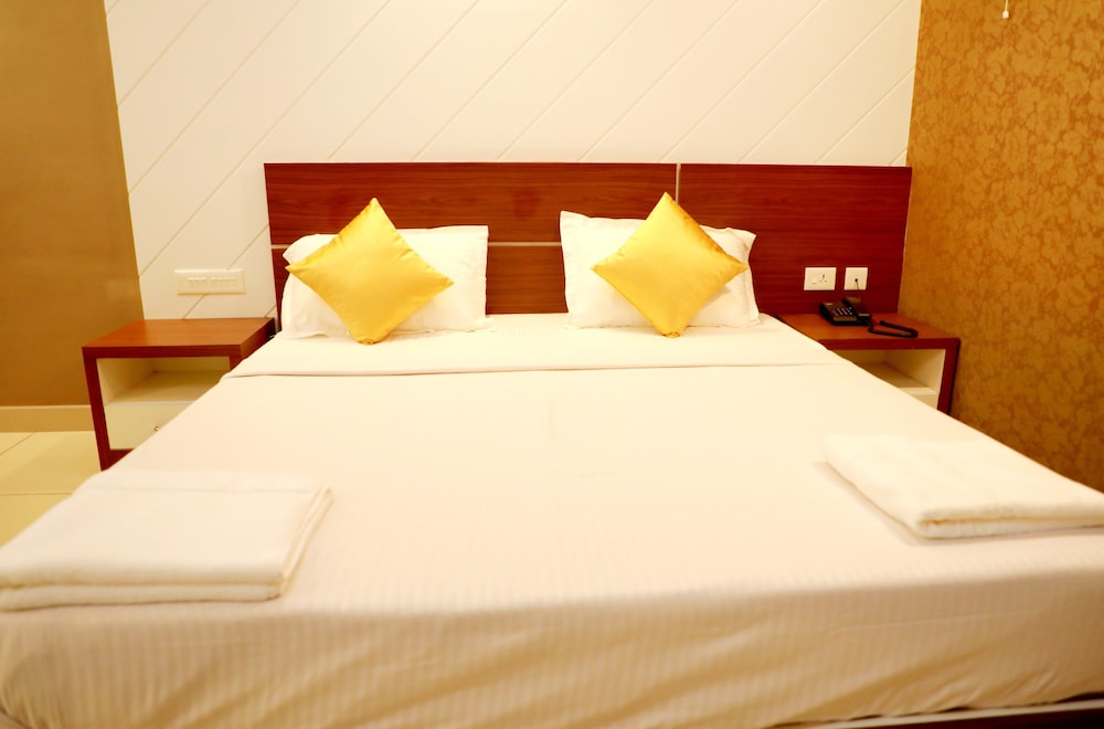 Wayanad Royal Crown
